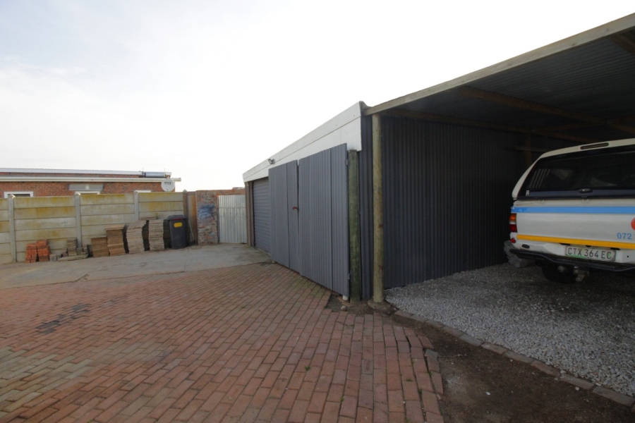 3 Bedroom Property for Sale in Wavecrest Eastern Cape